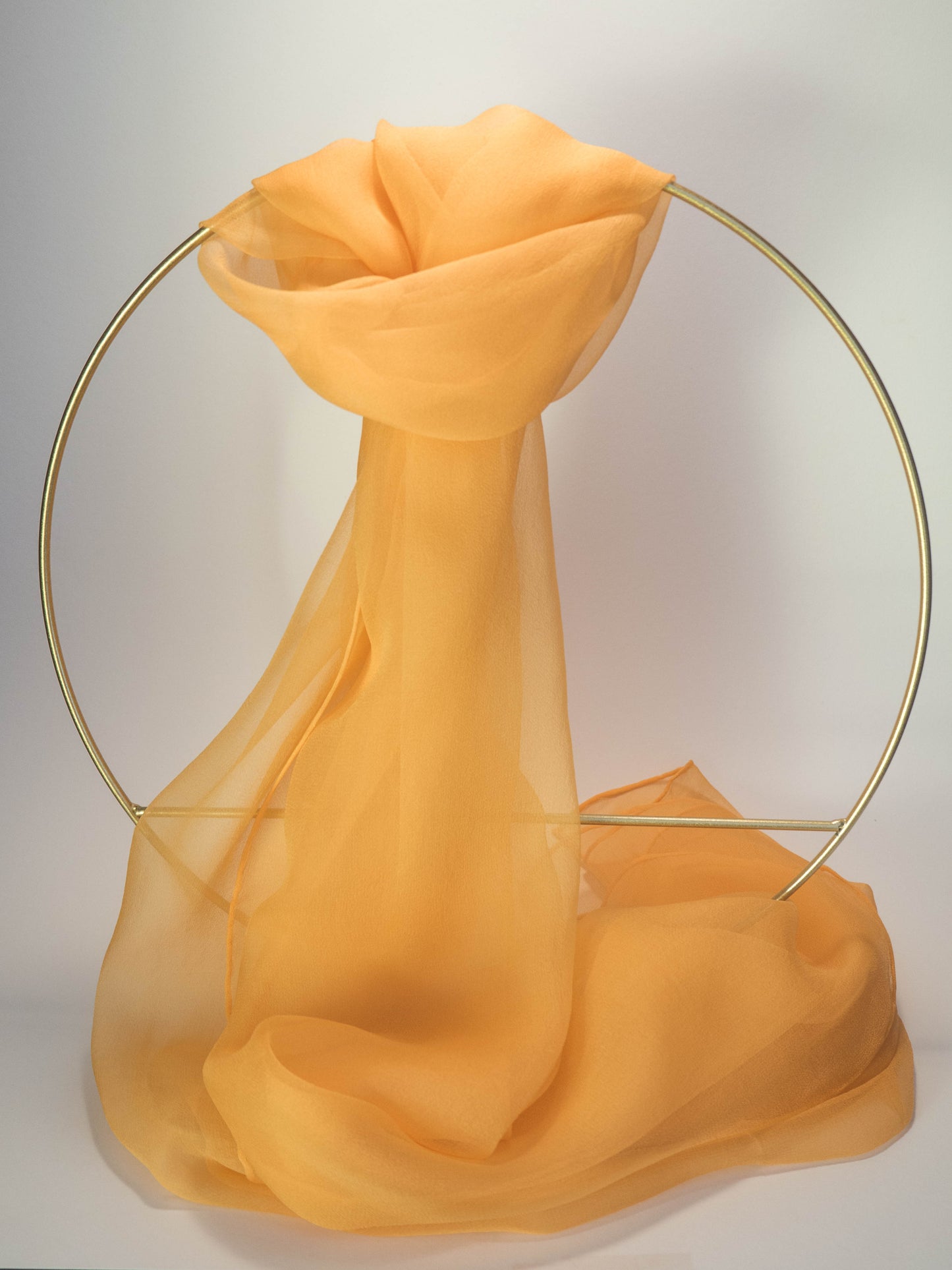 Schal aus feinem Chiffon in Unifarben
