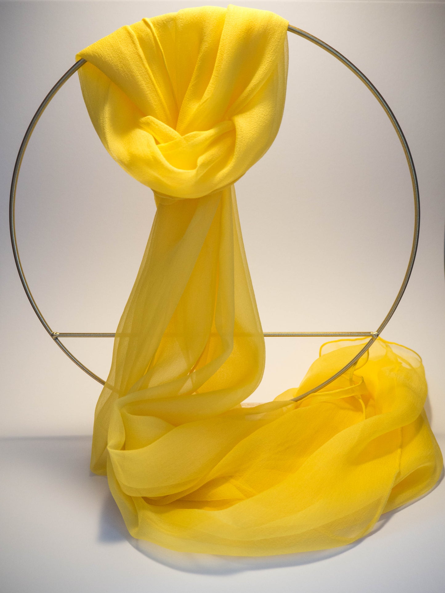 Schal aus feinem Chiffon in Unifarben