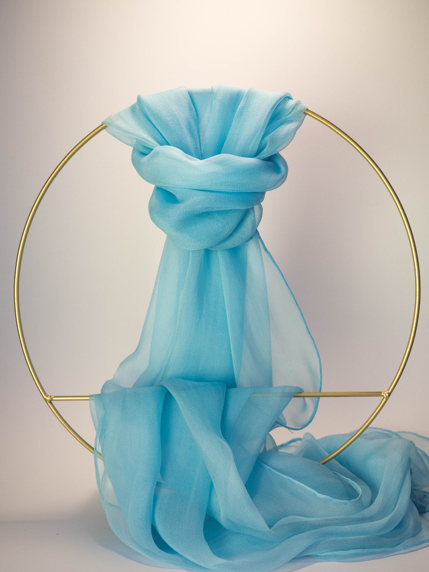 Schal aus feinem Chiffon in Unifarben