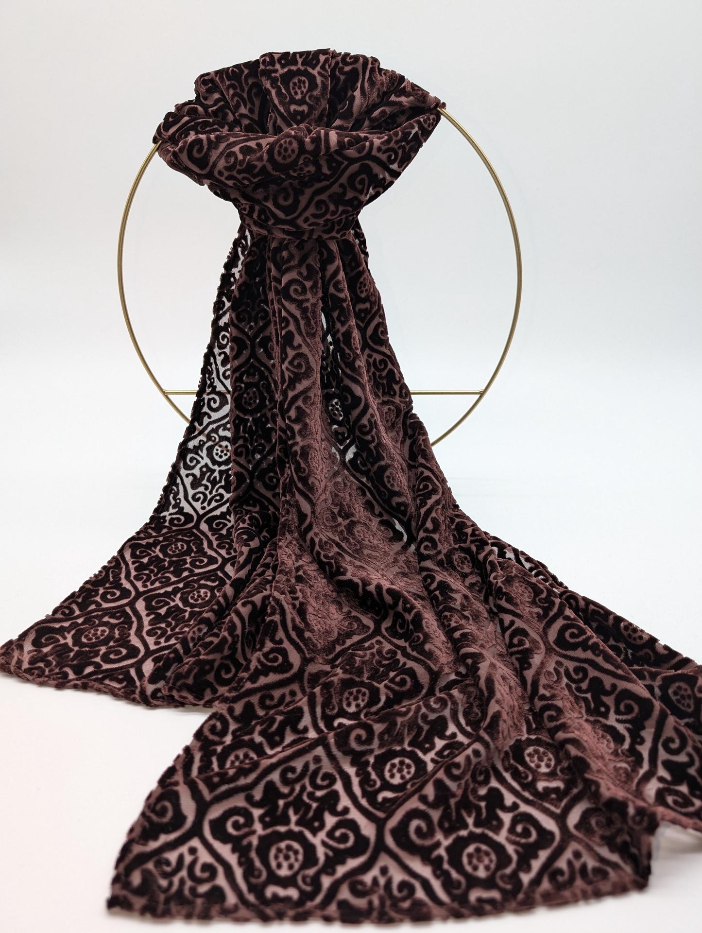 Stilvoller Samtschal Seiden-Chiffon mit Barockornamentmuster aus Samt (144x42 cm)