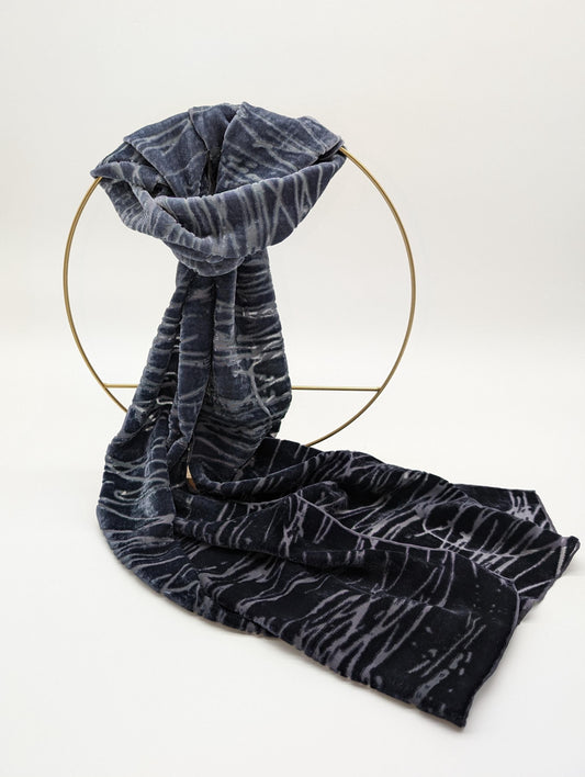 Stilvoller Samtschal mit schönen Farbverlauf & besonderes Ausbrennermuster 162cm x 35cm