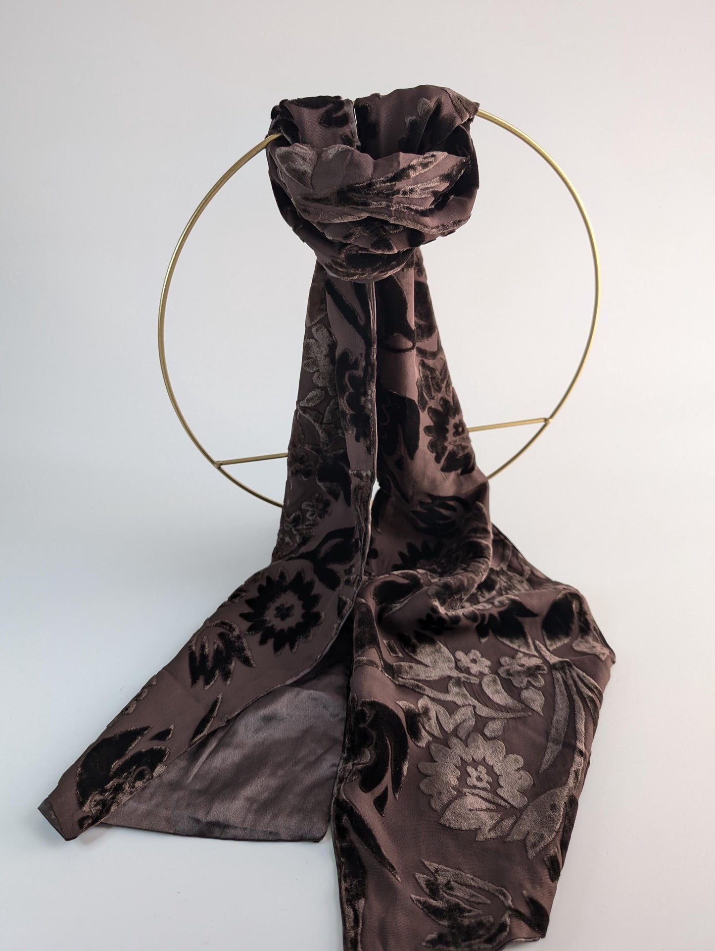Seidenschal mit floralem Samt-Muster und Satinrückseite, verschiedene Farben, 147cm x 20cm